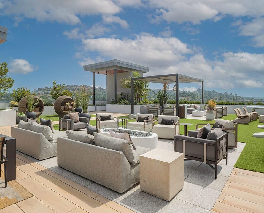 The Wylden Apartments in Los Angeles, CA - Building Photo