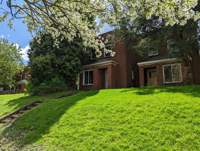 property at 459 W 3rd St