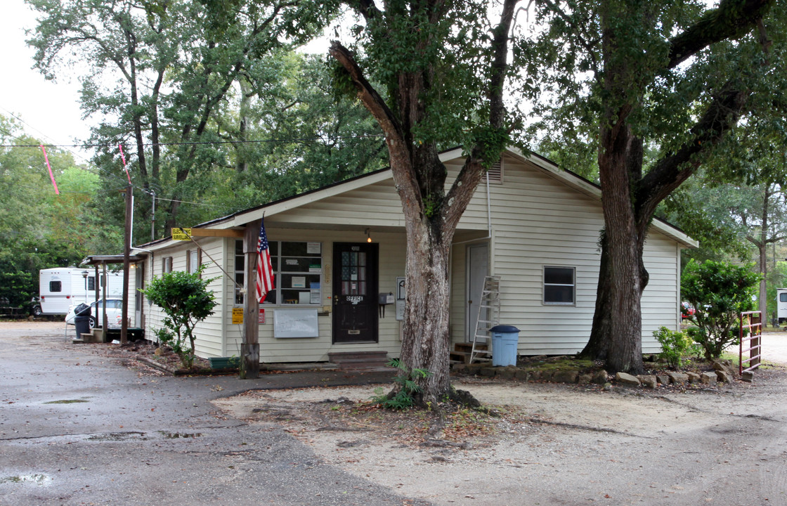 Riverbend RV Park in Moss Point, MS - Building Photo