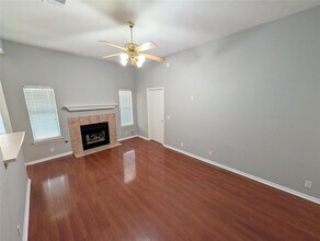 15107 Nuttall Dr in Austin, TX - Building Photo - Building Photo