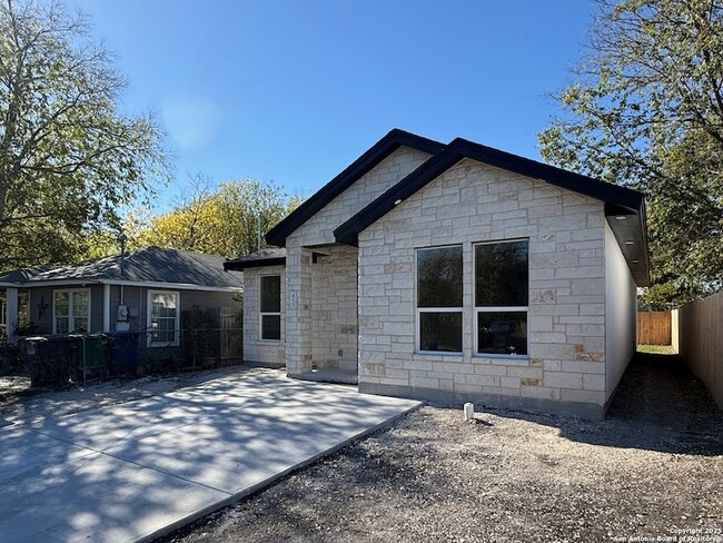 property at 411 Moselle Ave