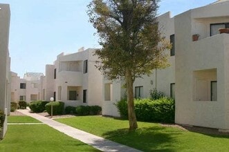 Desert Springs in Tucson, AZ - Building Photo - Building Photo