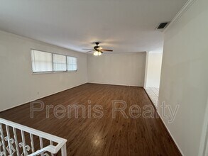 7383 Danbury Way in Clearwater, FL - Building Photo - Building Photo