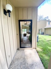 82 N Court Villa Dr in Mandeville, LA - Building Photo - Building Photo