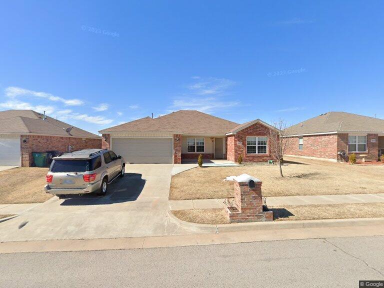 4809 Hunter Blvd in Oklahoma City, OK - Building Photo