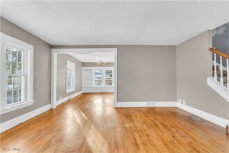 117 Cleveland St in Chagrin Falls, OH - Building Photo - Building Photo