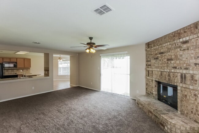 629 Gibson St in Cedar Hill, TX - Building Photo - Building Photo