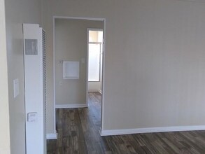 919 E Madison Ave in El Cajon, CA - Building Photo - Building Photo
