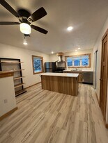 3307 Iowa St in Anchorage, AK - Building Photo