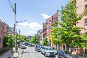 545-547 Maple St- Two 3 Family Homes in Brooklyn, NY - Building Photo - Building Photo