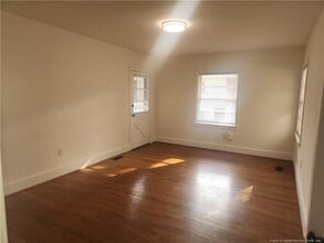 313 Oakridge Ave in Fayetteville, NC - Building Photo - Building Photo