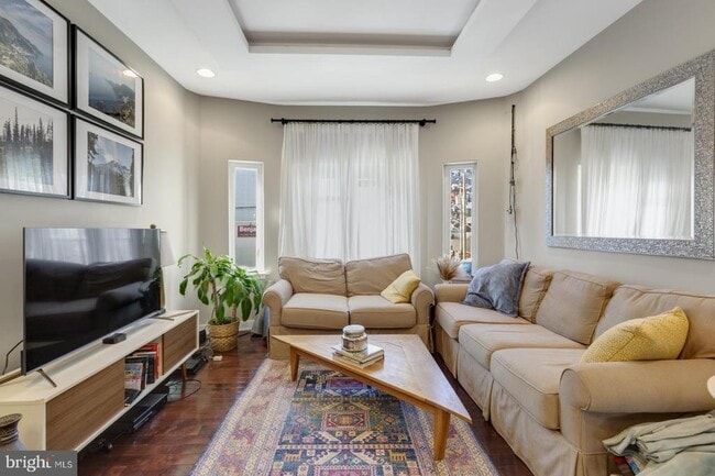 property at 221 W Girard Ave