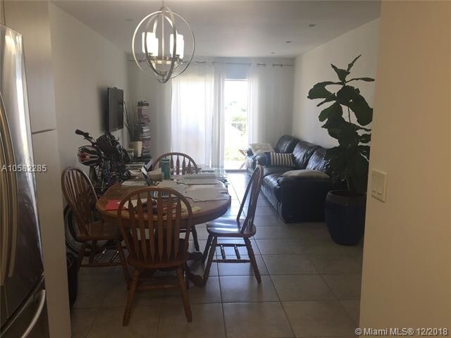 453 SW 2nd St-Unit -407D in Miami, FL - Building Photo - Building Photo
