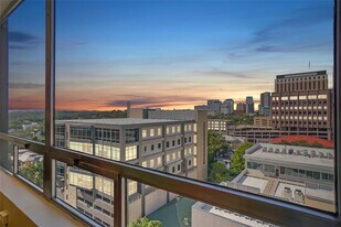 1212 Guadalupe St in Austin, TX - Building Photo