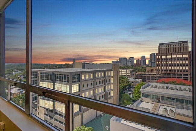 1212 Guadalupe St in Austin, TX - Building Photo - Building Photo