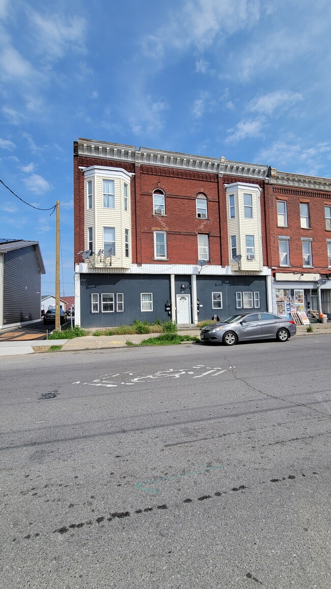 310 Hampshire St in Buffalo, NY - Building Photo - Building Photo