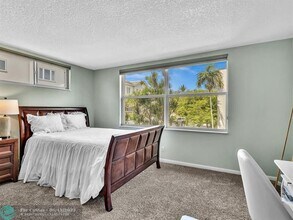 4025 N Federal Hwy in Fort Lauderdale, FL - Building Photo - Building Photo