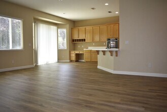 2312 Petruchio Way in Roseville, CA - Building Photo - Building Photo