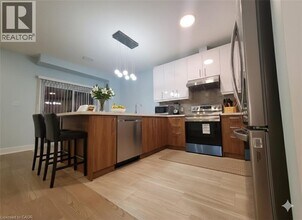 2610 Kettering Pl in London, ON - Building Photo - Building Photo