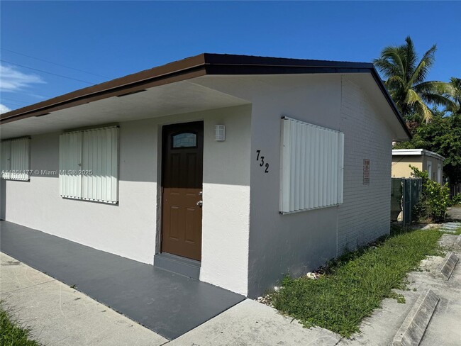 property at 732 SW 6th St