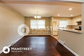 7200 Willow Ave in Raytown, MO - Foto de edificio - Building Photo