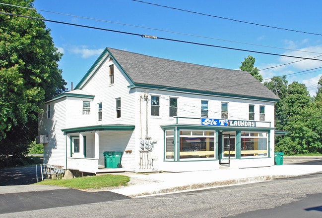 174 Autumn St in Rochester, NH - Building Photo - Building Photo
