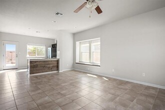 215 Friendship Oak Dr in San Marcos, TX - Building Photo - Building Photo