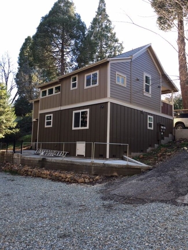 property at 369 Mill St