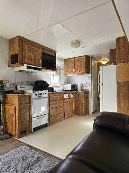 4909 Front Ave in Kanab, UT - Building Photo