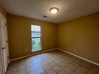 9059 Triple Crown Loop W in Southaven, MS - Building Photo - Building Photo