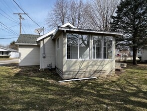 1204 Baker Ave in Goshen, IN - Building Photo - Building Photo