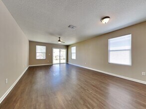 5236 Walkers Ridge Dr in Jacksonville, FL - Building Photo - Building Photo
