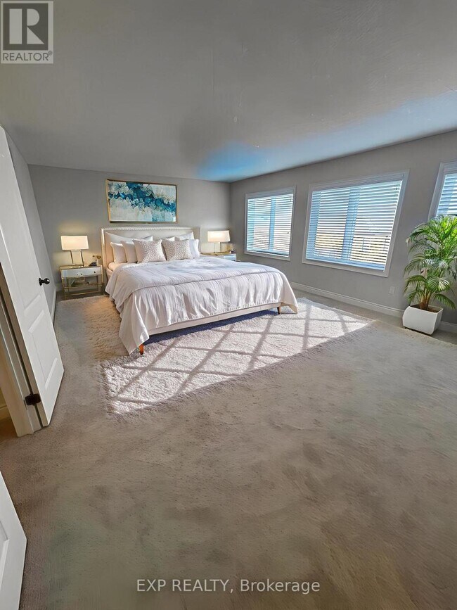 93 Tremaine Dr in Kitchener, ON - Building Photo - Building Photo