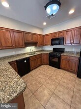 312 Emerald Ln in Wyomissing, PA - Building Photo - Building Photo