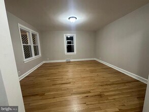 900 Scott Ave in Lindenwold, NJ - Building Photo - Building Photo
