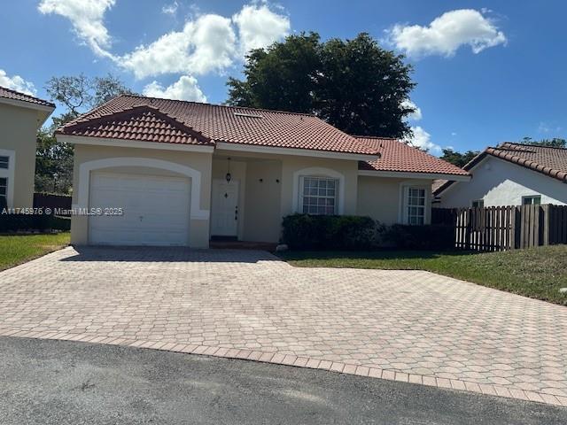 14744 SW 46th Ln in Miami, FL - Building Photo