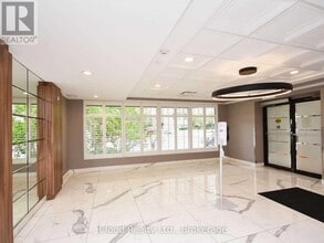 155 Hillcrest Ave in Mississauga, ON - Building Photo - Building Photo