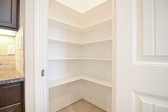 719 Bronco Ct in Midland, TX - Building Photo - Building Photo