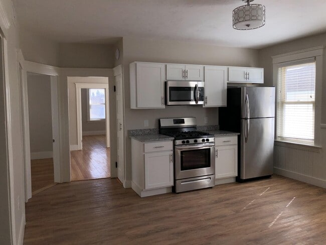 property at 7 Plantation St