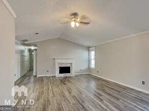 5801 Meadowview Rd in Rex, GA - Building Photo - Building Photo