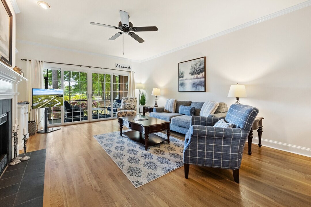 100 Sandwedge Loop in Pawleys Island, SC - Foto de edificio