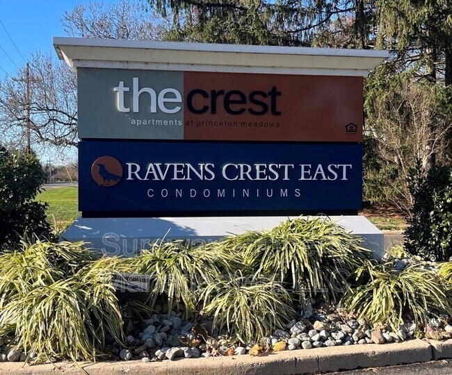 5007 Ravens Crest Dr in Plainsboro, NJ - Building Photo - Building Photo