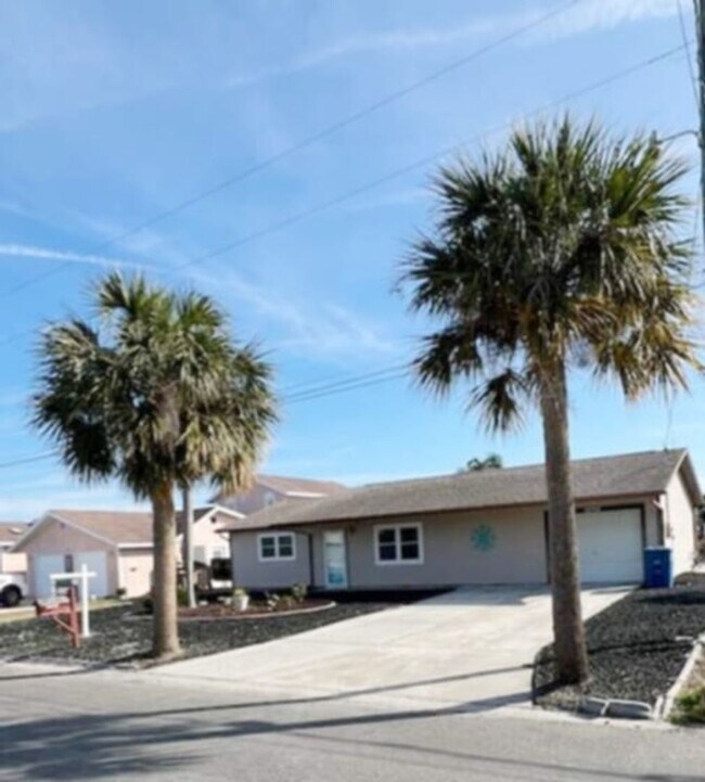 property at 3292 Hibiscus Dr