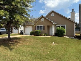 145 Chandler Fields Dr in Covington, GA - Building Photo