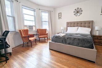 108 Gotthart St in Newark, NJ - Building Photo - Building Photo