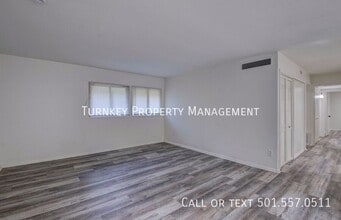 76 S Meadowcliff Dr in Little Rock, AR - Building Photo - Building Photo