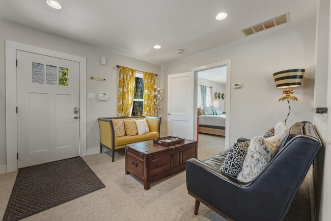 property at 512 Bouldin Ave