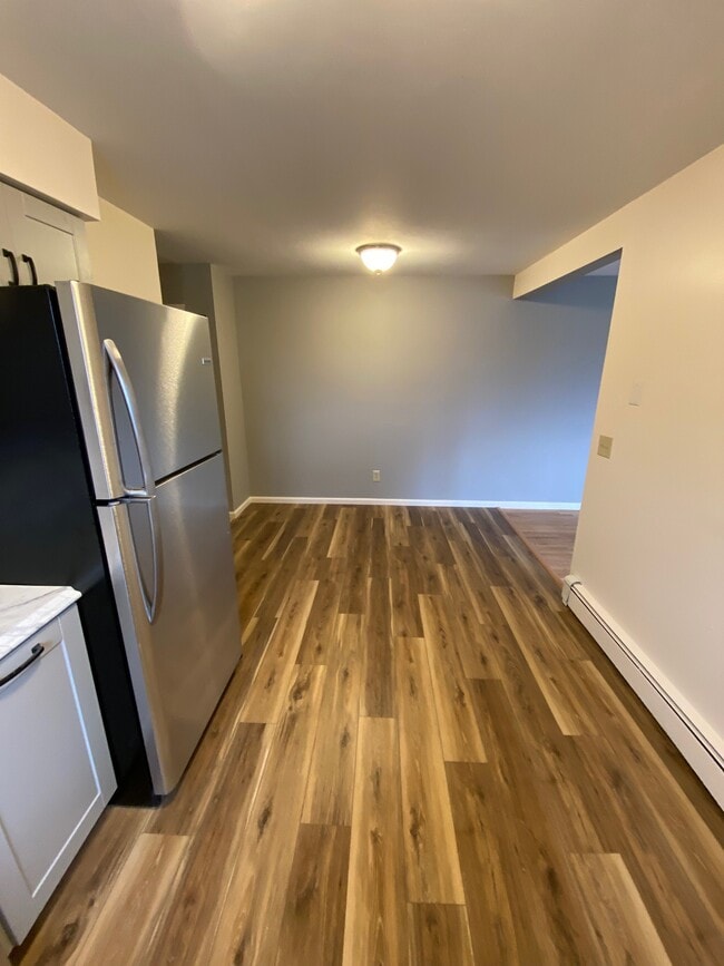 799 Sergeant Palmateer Way in Wappingers Falls, NY - Building Photo - Building Photo