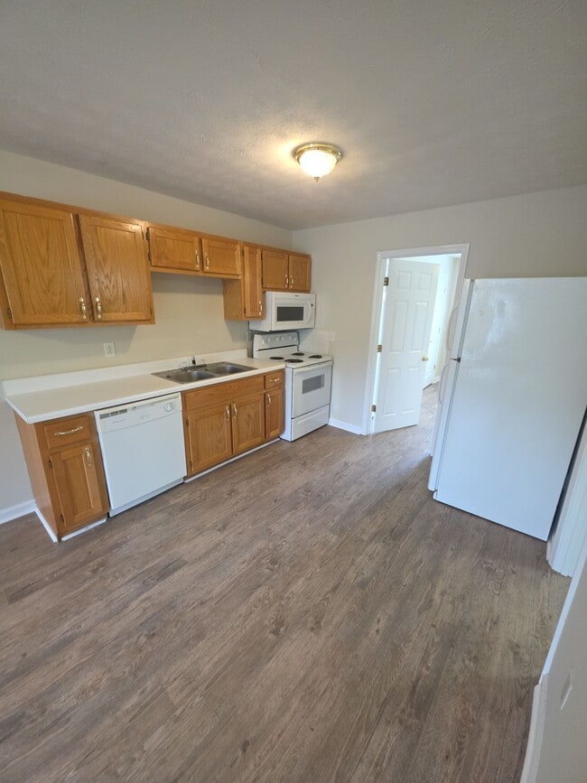 460 W 4th St, Unit A3 in Cookeville, TN - Building Photo - Building Photo