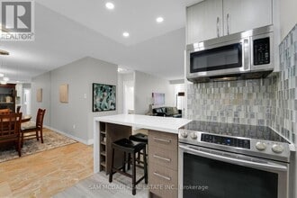 1300 Islington Ave in Toronto, ON - Building Photo - Building Photo